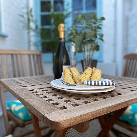Bosun Cottage - Boutique Retreat On The Beach Deal Exteriér fotografie